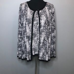 Judith Hart Woman 2 Piece Snakeskin Cardigan and Sleeveless Light Sweater